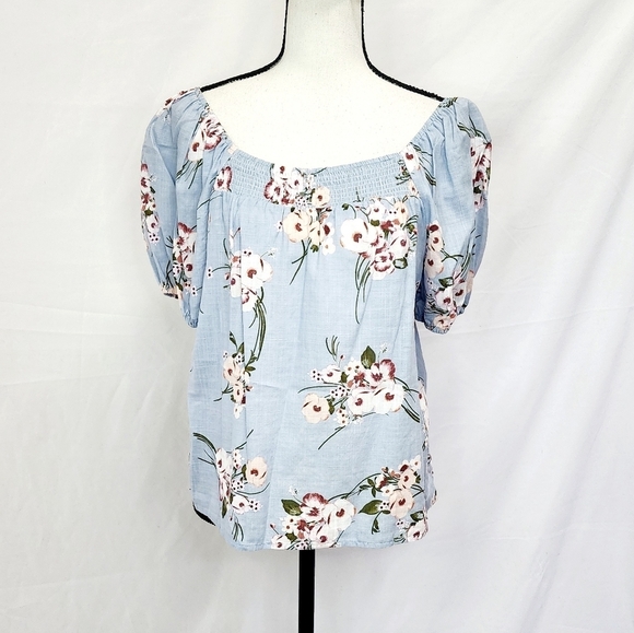 a.n.a Tops - A.n.a Light Blue Floral Puff Short Sleeve Peasant Top